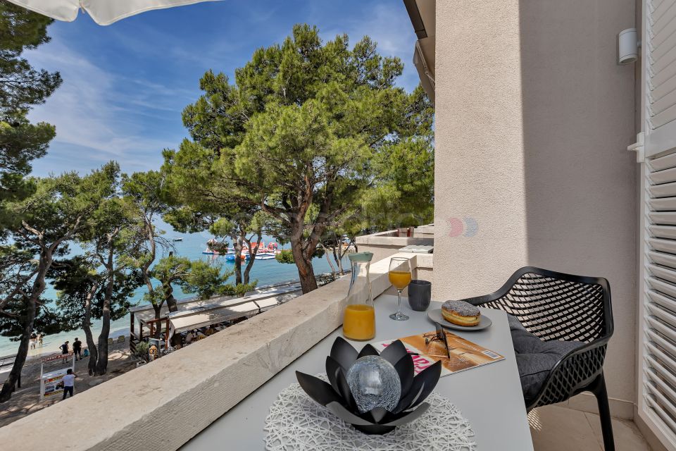 BeachFront Deluxe B&B II