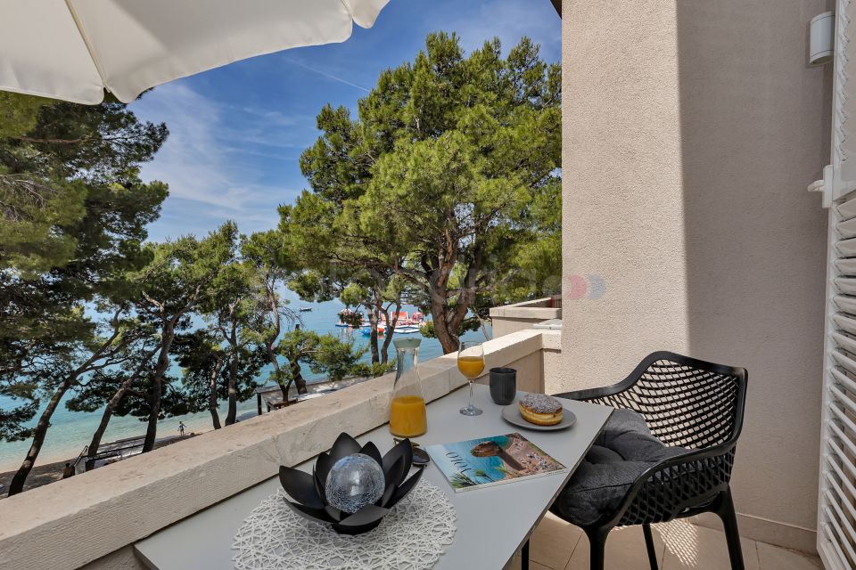 BeachFront Deluxe B&B II