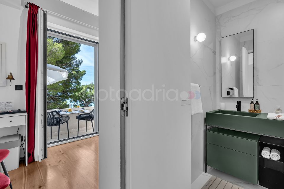 BeachFront Deluxe B&B II