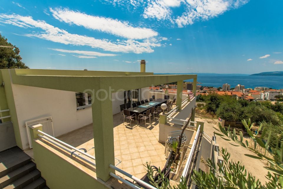 VillaOzzi•Value4money•PrivatePool•9bedroom•Seaview