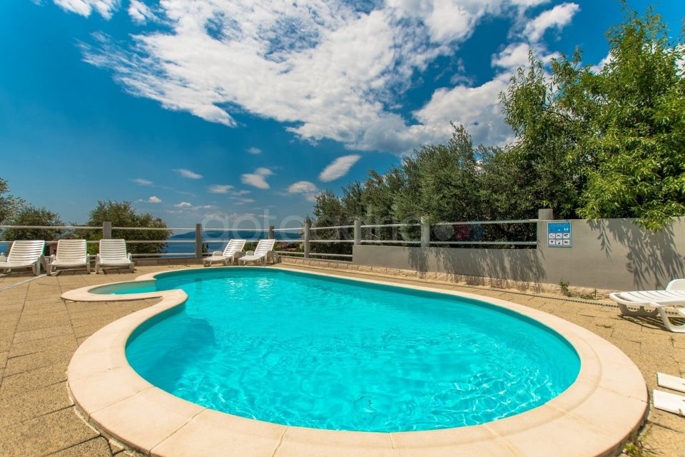 VillaOzzi•Value4money•PrivatePool•9bedroom•Seaview