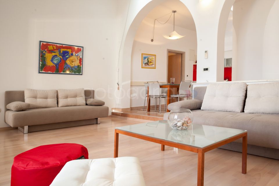 Ljubica I BeachFront Apartment