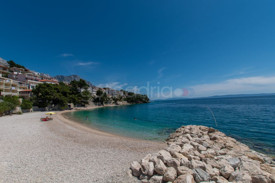 BeachFront apartment Ljubica I