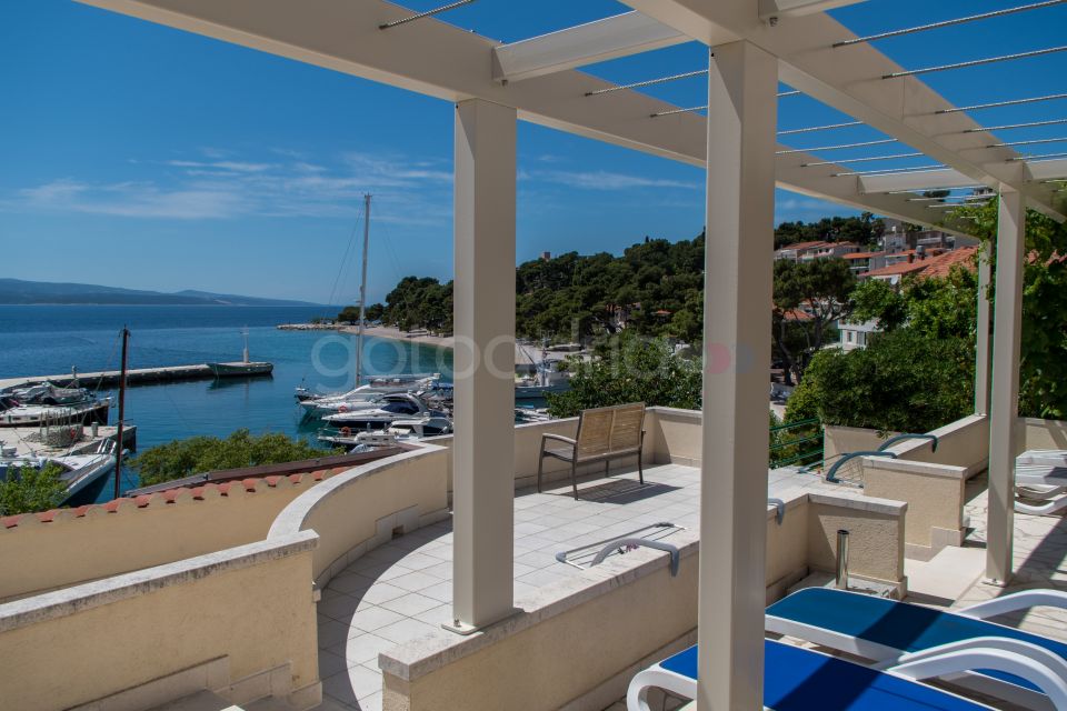 Ljubica III BeachFront Studio
