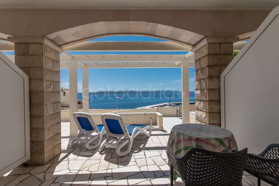 Ljubica III BeachFront Studio