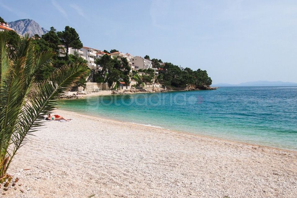 Ljubica IV BeachFront Studio