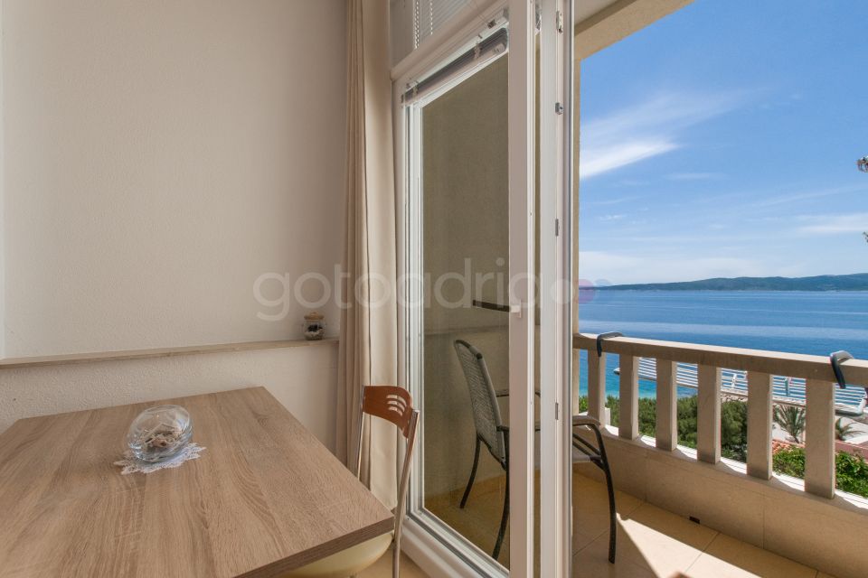 Ljubica VII BeachFront Studio
