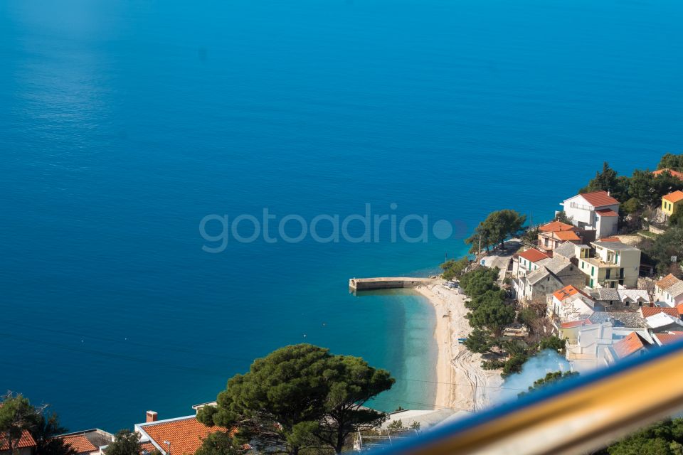 Zoe I R Sea View studio 