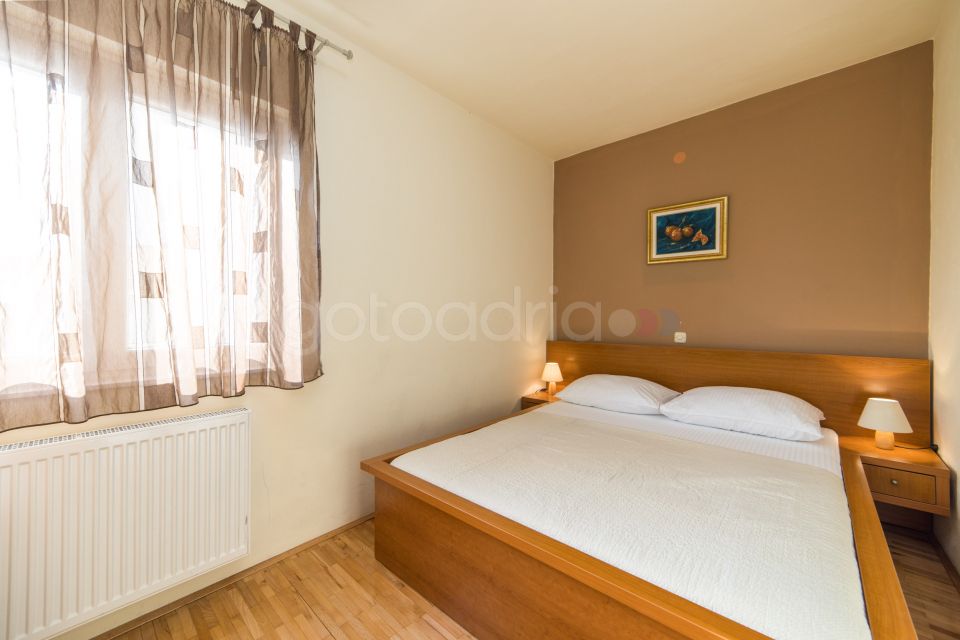 Apartman u centru Dolore II 