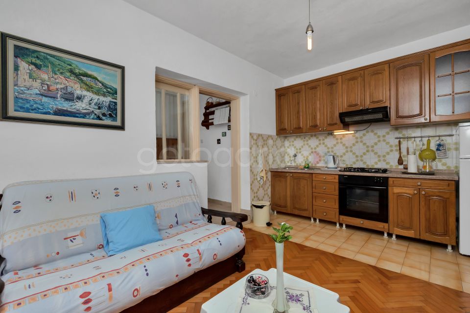 Seaview apartment Maria III