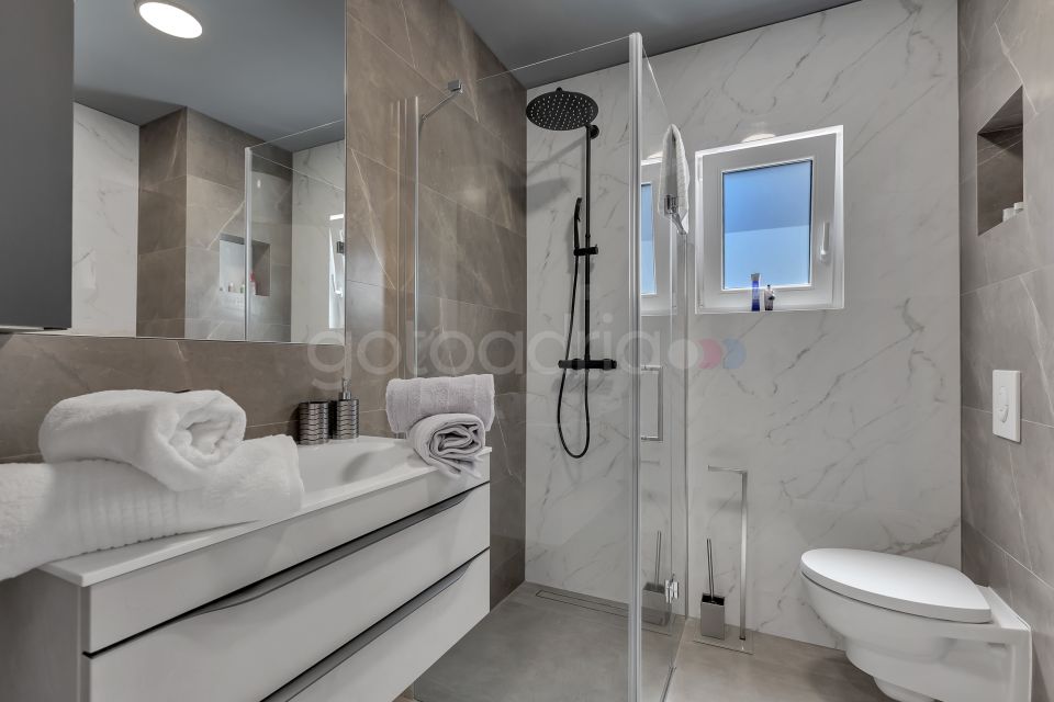Seaview Luxury apt Luki
