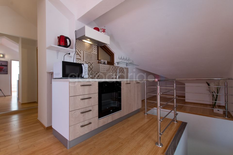 Seaview apartment Duky I