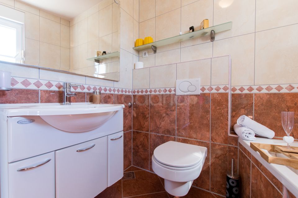 Seaview apartment Duky II