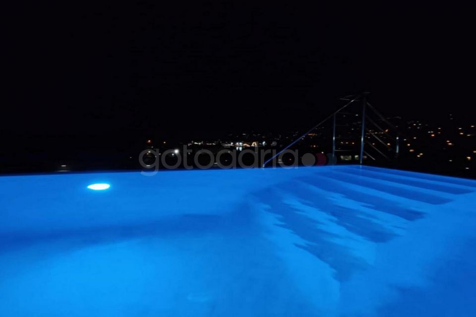 Apt EllaLux - shared Pool