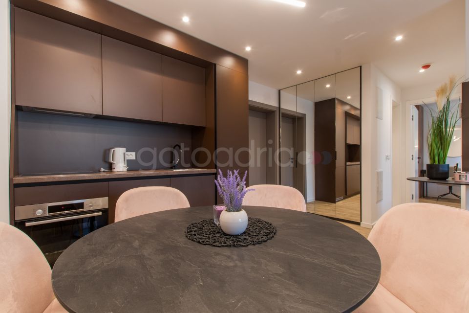 Lux Apartman Ella 