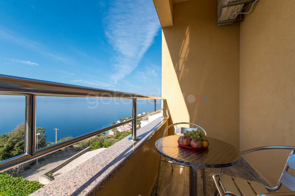 VII L Sea View Apt Zoe 