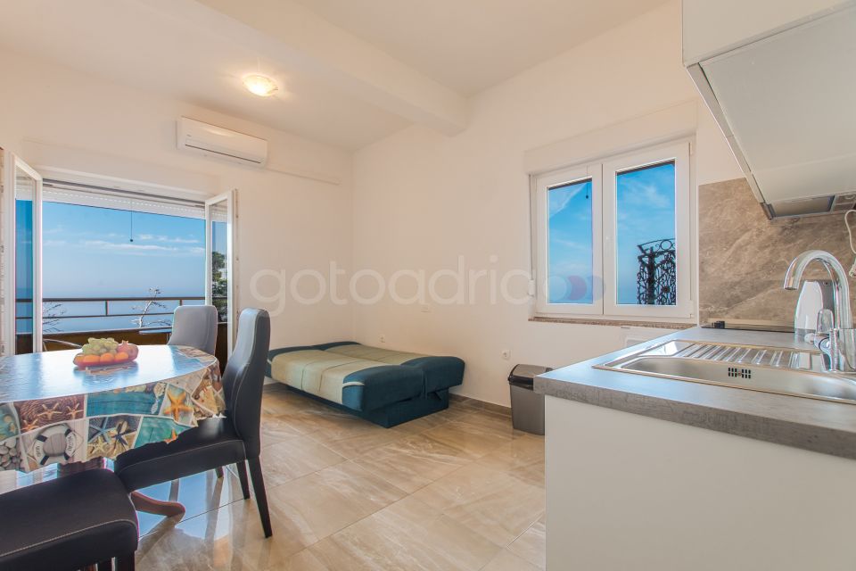 Sea View Apt Zoe VII L