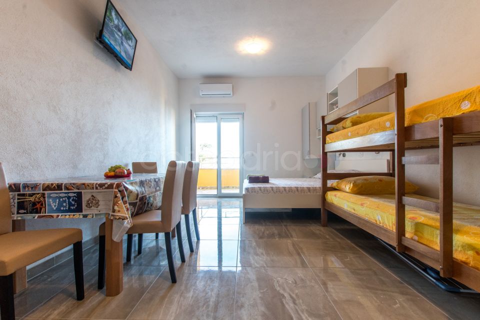 Zoe VIII L Sea View Apt 