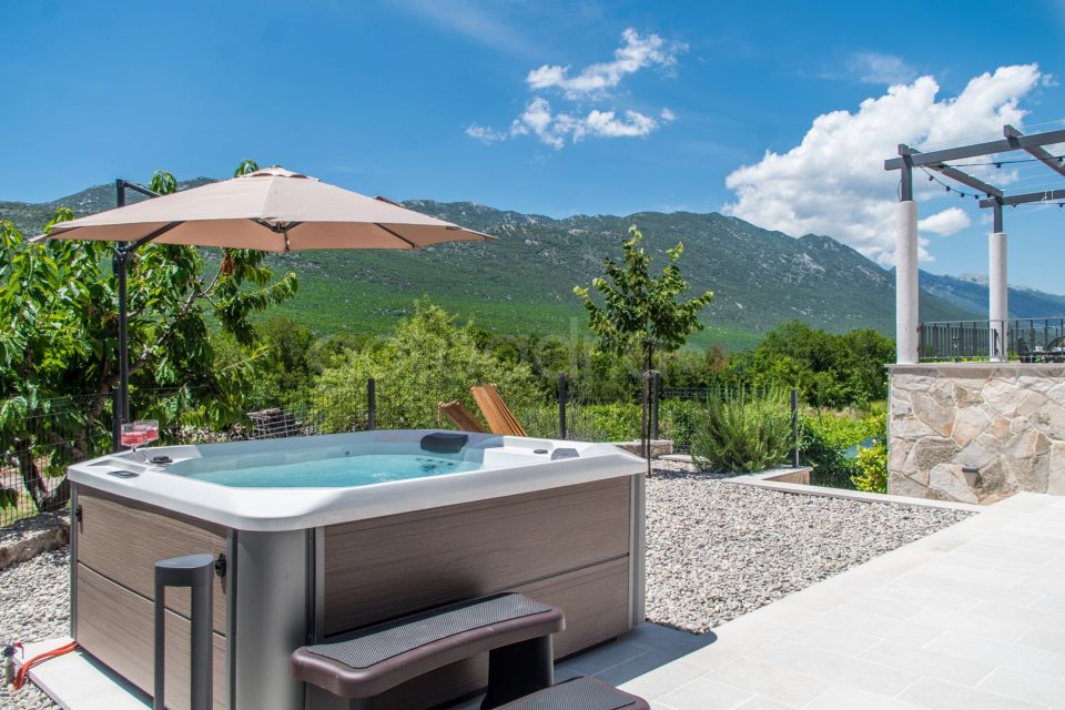 Villa Le Adria • Hot Tub • Free Beach Parking