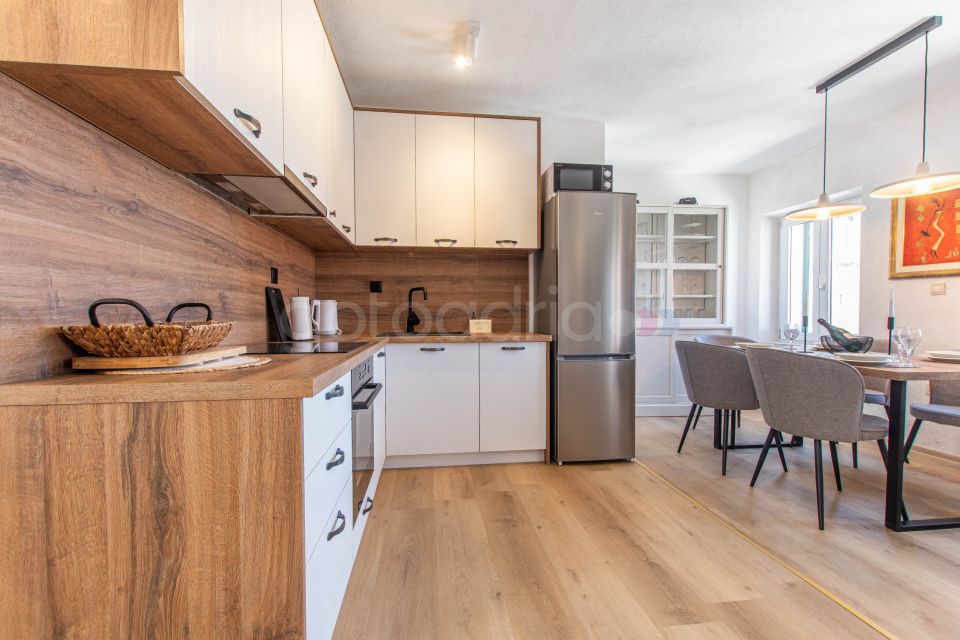 vLove Story Downtown apt