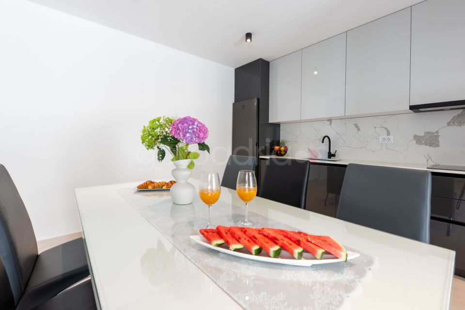 Apartments Maslina I