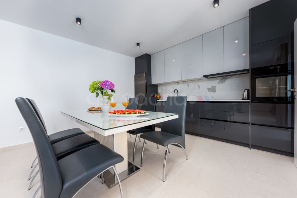 Apartments Maslina I