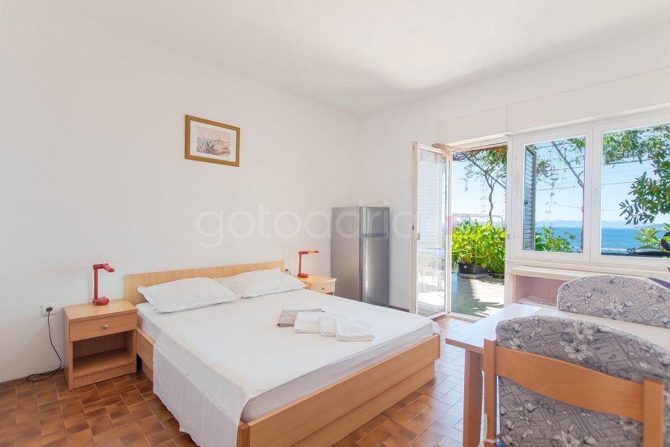 Seaside Apartments Ivo V