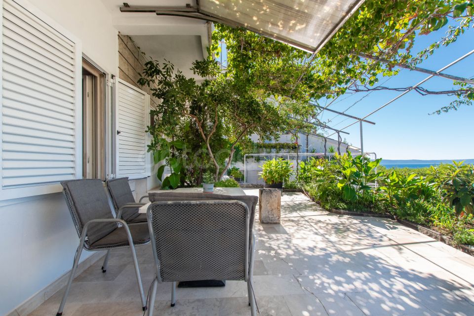 Seaside Apartment Ivo VI