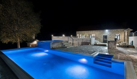 Stipanovi Dvori • Private Pool • Getaway • Party allowed