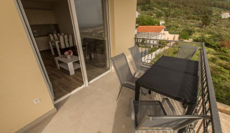 Apt s bazenom Matan VII