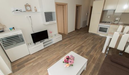 Apt s bazenom Matan VII