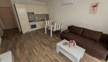 Apt s bazenom Matan VII