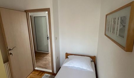 Apartman u centru Dolore II 