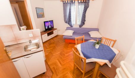 Apartman u centru Tonka III