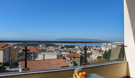 Seaview Apt Dammi V