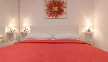 Seaview Apt Dammi V