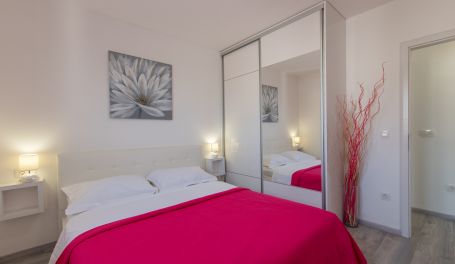 Seaview apt Dammi VIII