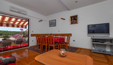 4Bedrooms•FreeParking•BigBalcony•Apt Bugenvilija 