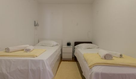 Apartman u mirnoj cetvrti Denny 