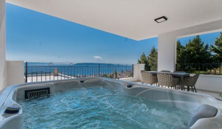 LuxuryAptInVilla•Opal•SharedPool•HotTub•Sea View