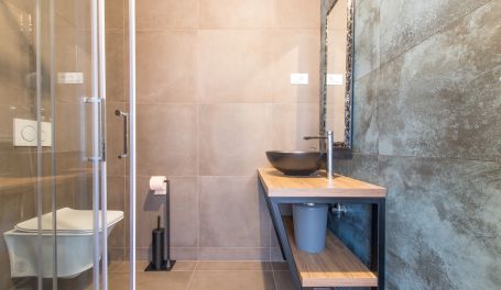 Apt s bazenom Lapis