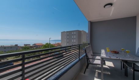 Seaview apartment Ljiljana