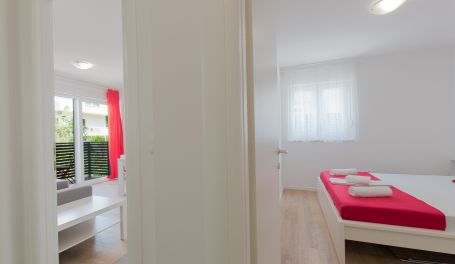 Apartman s balkonom Pezze III