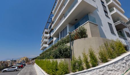 Apt Dzenan•Sea View•Free Parking