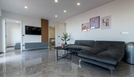 Lux Apt Adriatic Pearl 