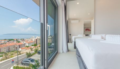 Apt Mauro•Sea View•Free Parking