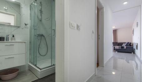 Seaview apt Cvijetic