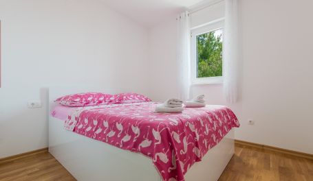 Seaview apt Cvijetic
