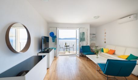 Seaview apt Pebble