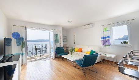 Seaview apt Pebble